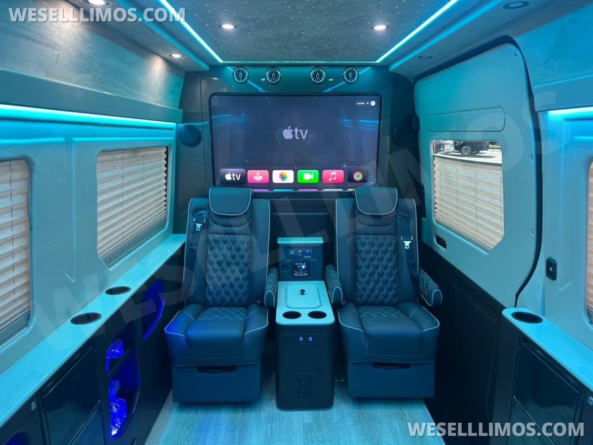 Executive Shuttle for Sale in Duluth, GA - Photo 4