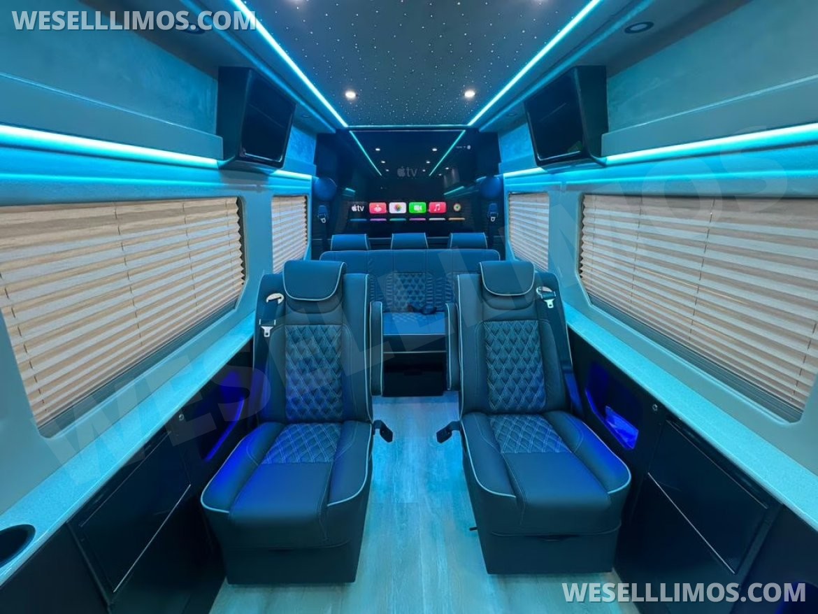 Executive Shuttle for Sale in Duluth, GA - Photo 3
