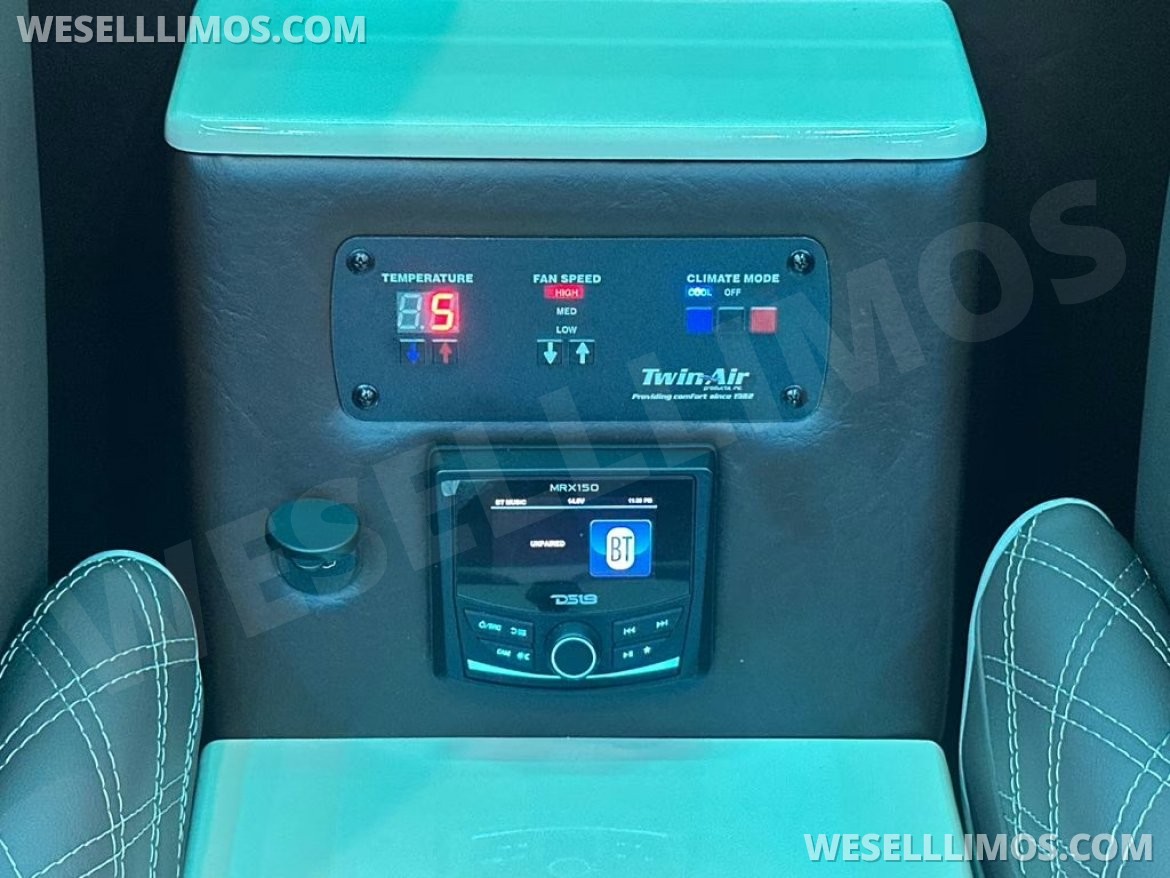 Executive Shuttle for Sale in Duluth, GA - Photo 5