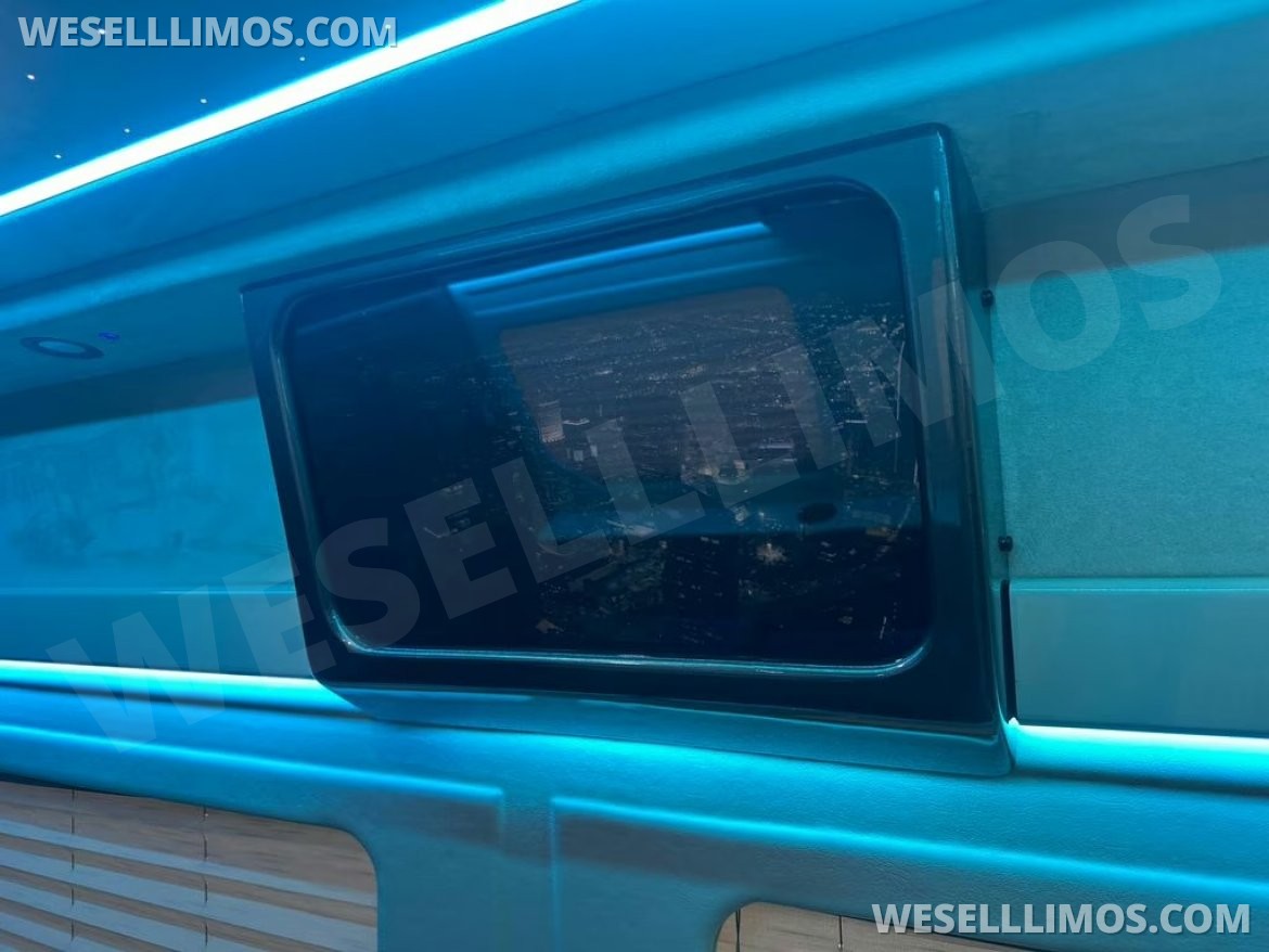 Executive Shuttle for Sale in Duluth, GA - Photo 7