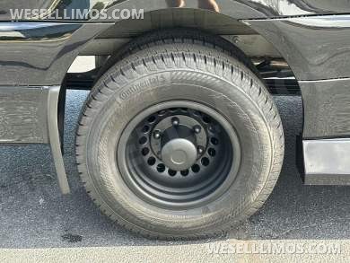 2025 Atl Sprinters Mercedes-Benz Sprinter 3500XD 170 Extended Executive Shuttle - Executive Shuttle for Sale in Duluth, GA - Photo 17