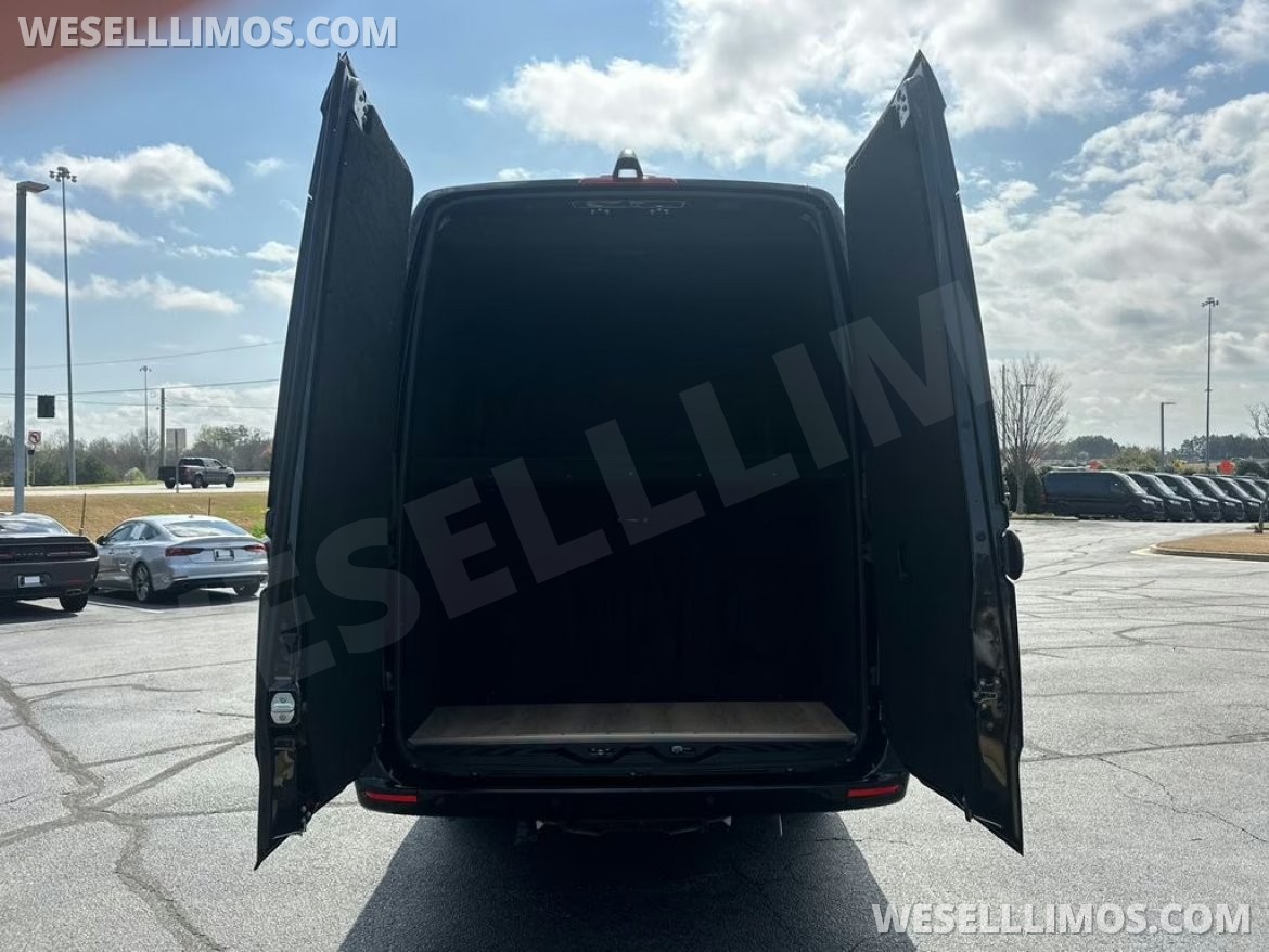 Executive Shuttle for Sale in Duluth, GA - Photo 18
