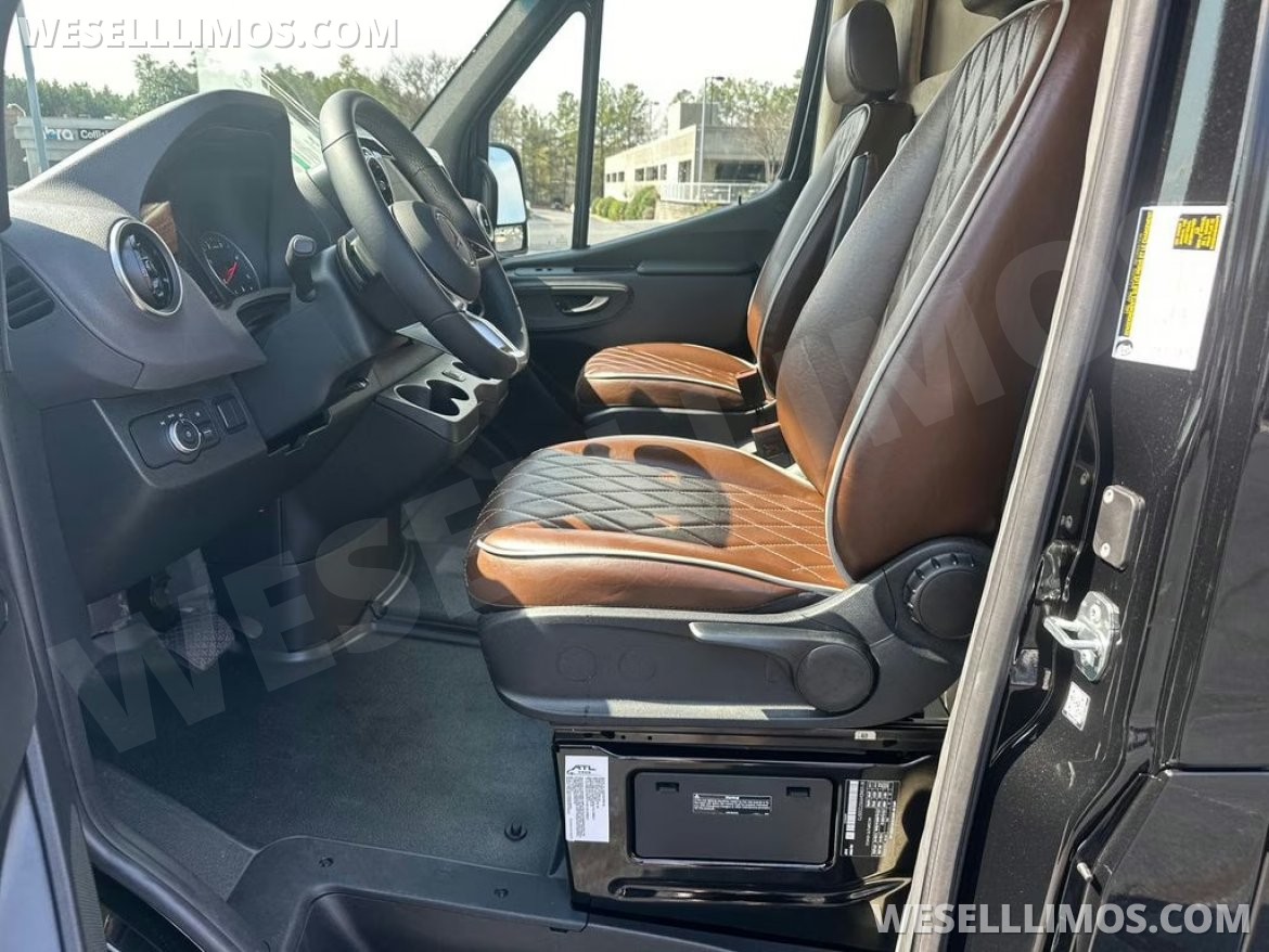 Executive Shuttle for Sale in Duluth, GA - Photo 33