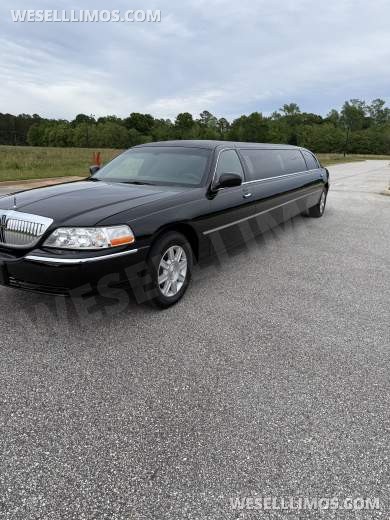 2007 Lincoln Super stretch Limousine for Sale in Daphne, AL