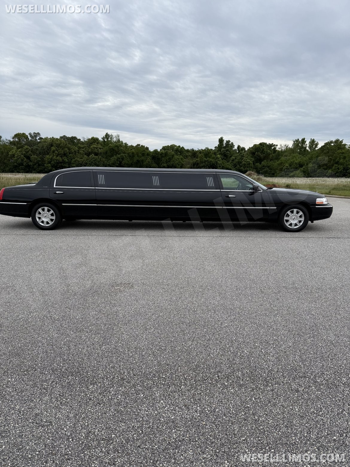 Limousine for Sale in Daphne, AL - Photo 4