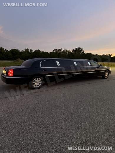 2007 Executive Coach Builders Lincoln Super stretch Limousine - Limousine for Sale in Daphne, AL - Photo 18