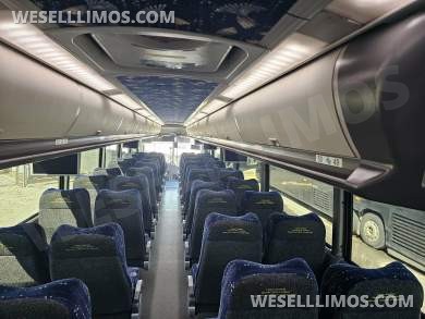 2013 MCI J4500 Motorcoach - Motorcoach for Sale in Chicago, IL - Photo 11