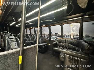 2011 Ford F-550 Krystal Koach Limo Bus - Limo Bus for Sale in Peru, IL - Photo 2