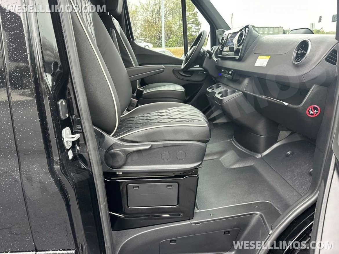 Executive Shuttle for Sale in Duluth, GA - Photo 6