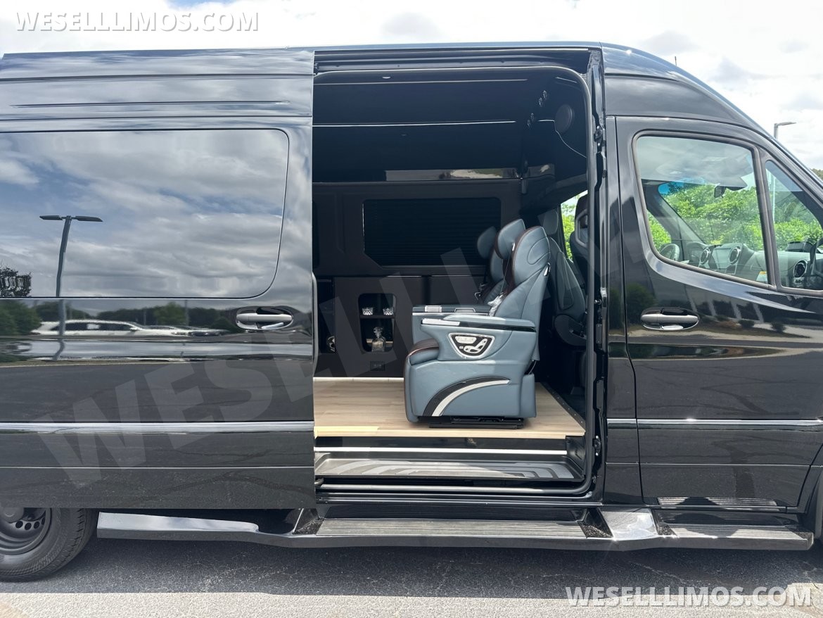 Executive Shuttle for Sale in Duluth, GA - Photo 22