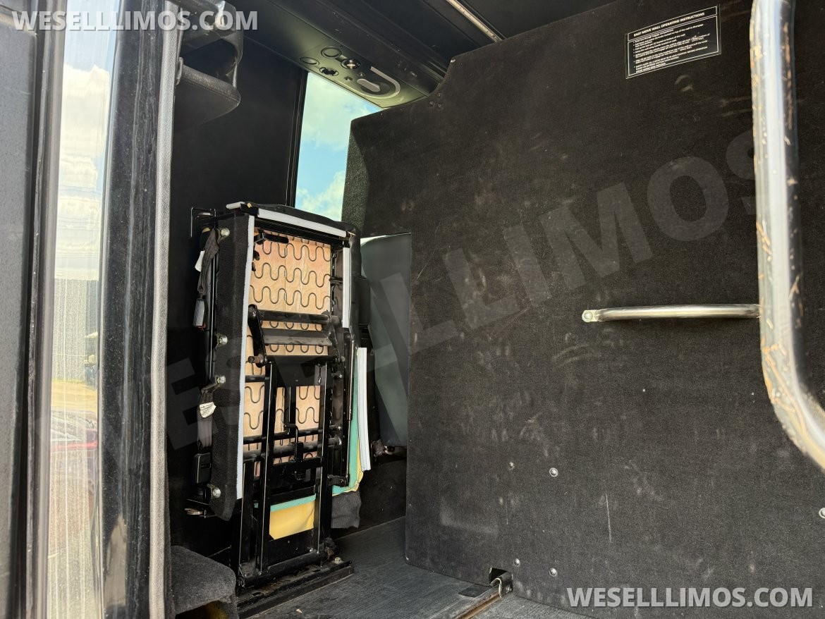 Executive Shuttle for Sale in Houston, TX - Photo 5