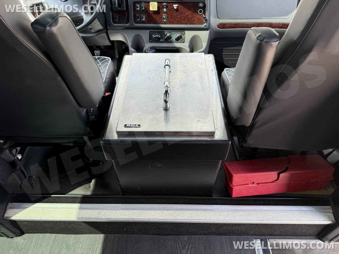 Executive Shuttle for Sale in Houston, TX - Photo 10