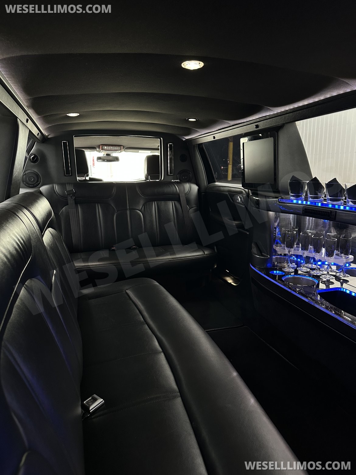 Limousine for Sale in Elkhart, IN - Photo 3