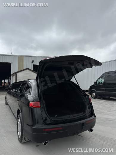 2018 Lincoln MKT Limousine - Limousine for Sale in Elkhart, IN - Photo 11