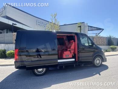 2025 First Class Customs, Inc. Mercedes-Benz 144 CEO Sprinter - Sprinter for Sale in Springfield, MO - Photo 17