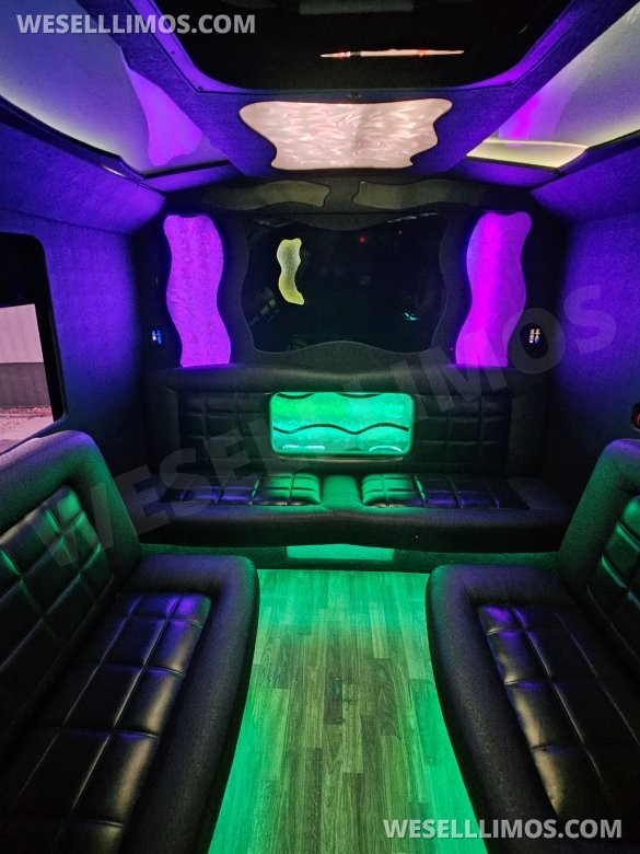 2013 International PC805 Limo Bus for Sale in Ft Collins, CO - Main Photo