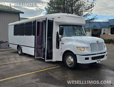 2013 Designer Coach - International PC805 Limo Bus - Limo Bus for Sale in Ft Collins, CO - Photo 11