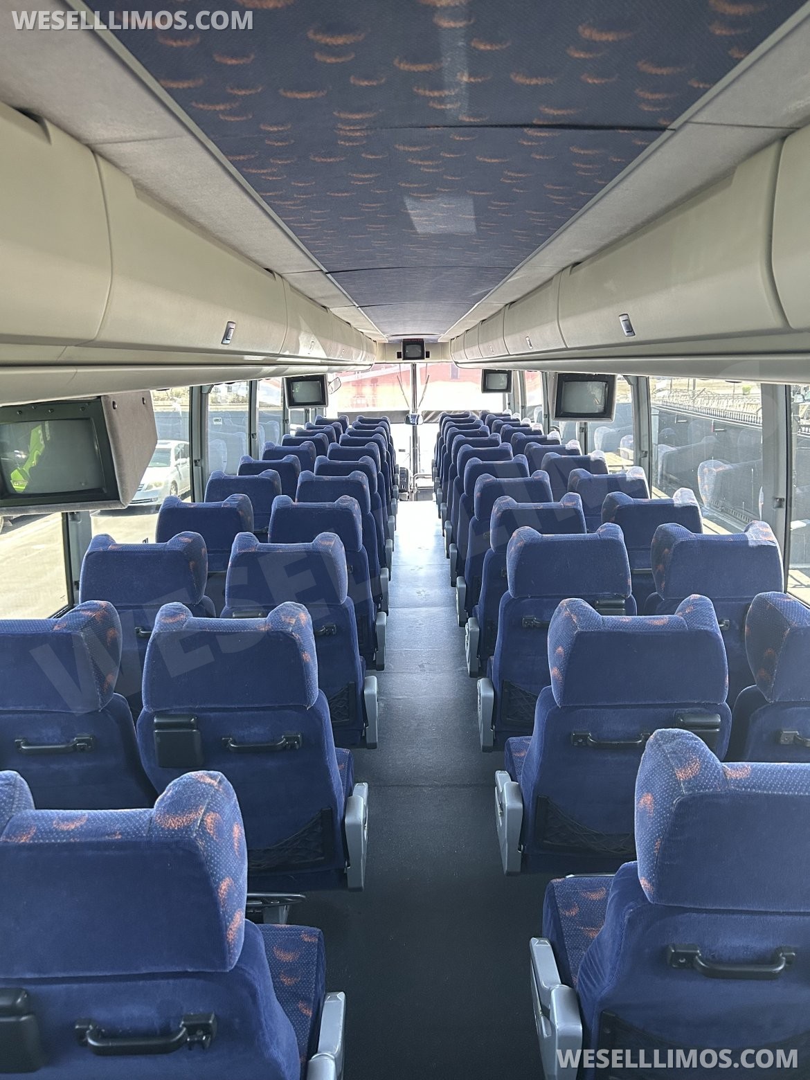 Motorcoach for Sale in Phoenix, AZ - Photo 7