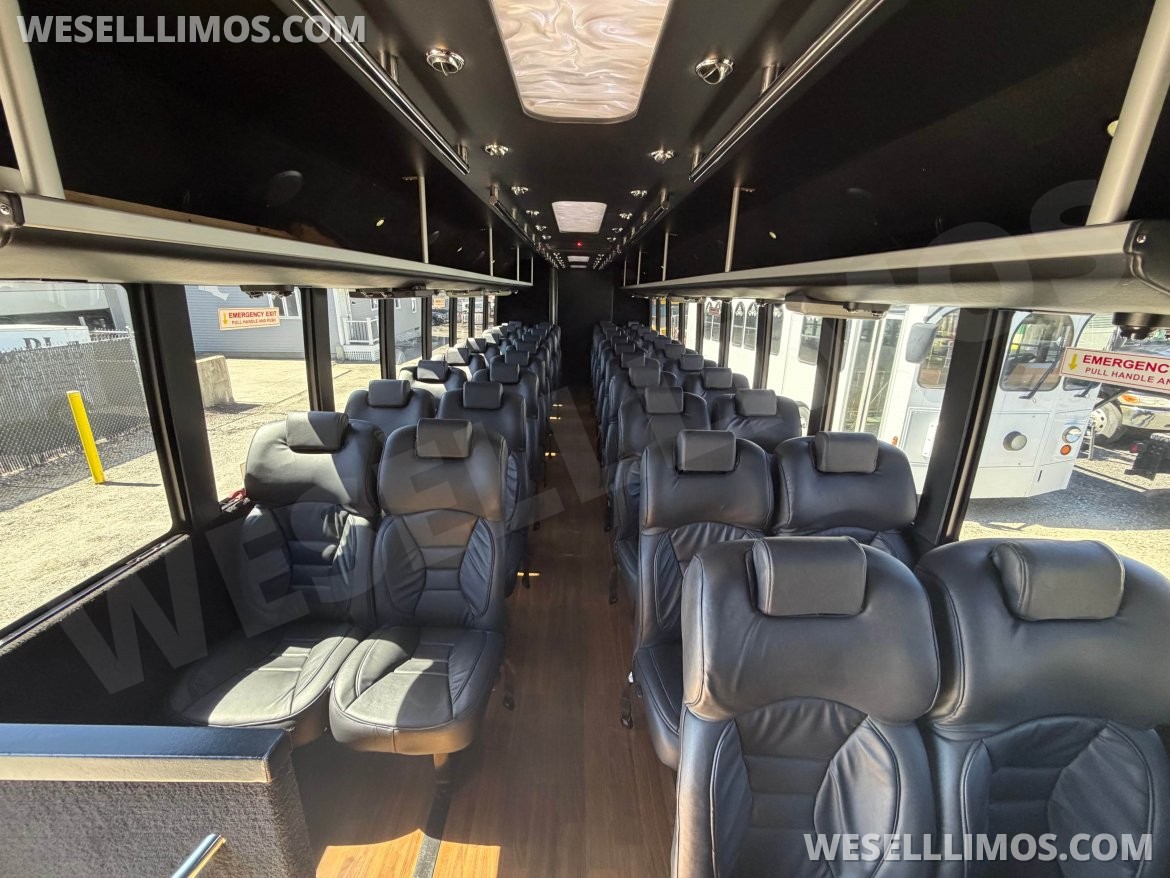 Executive Shuttle for Sale in Westport, MA - Photo 3
