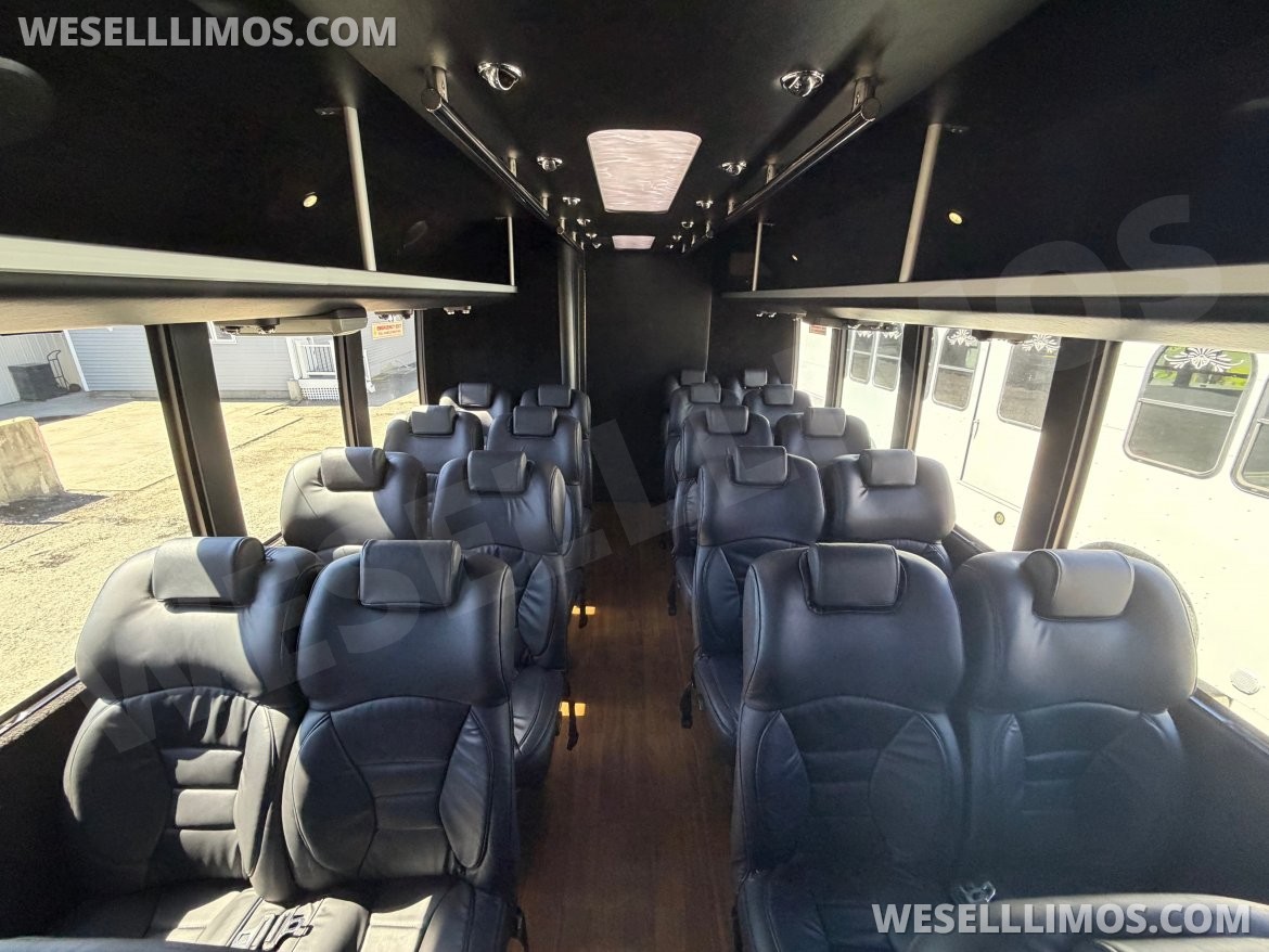 Executive Shuttle for Sale in Westport, MA - Photo 4
