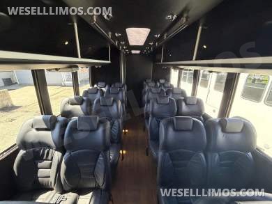 2012 Tiffany Freightliner M2 Executive Shuttle - Executive Shuttle for Sale in Westport, MA - Photo 4