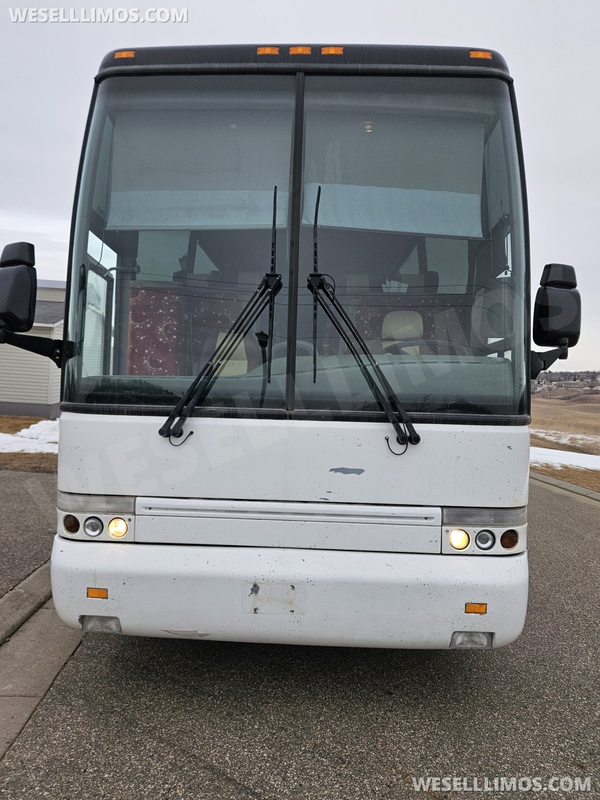 Motorcoach for Sale in Williston, ND - Main Photo