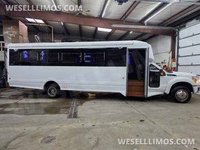 2012 LGE Ford F550 Limo Bus - Limo Bus for Sale in Erie, PA - Photo 14