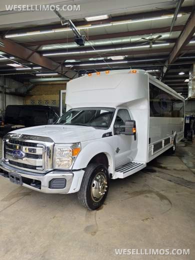 2012 LGE Ford F550 Limo Bus - Limo Bus for Sale in Erie, PA - Photo 19