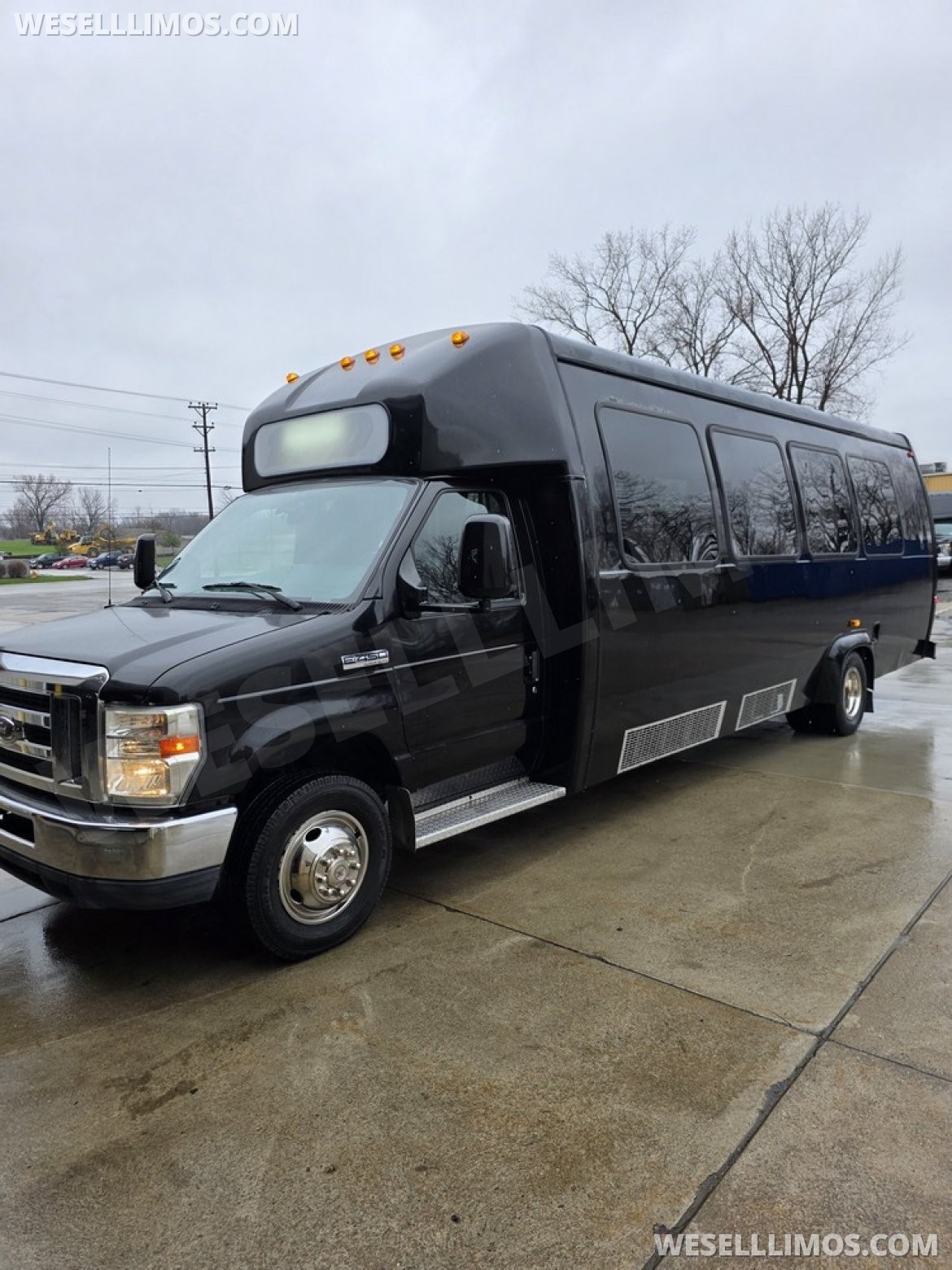 Limo Bus for Sale in Erie, PA - Photo 27