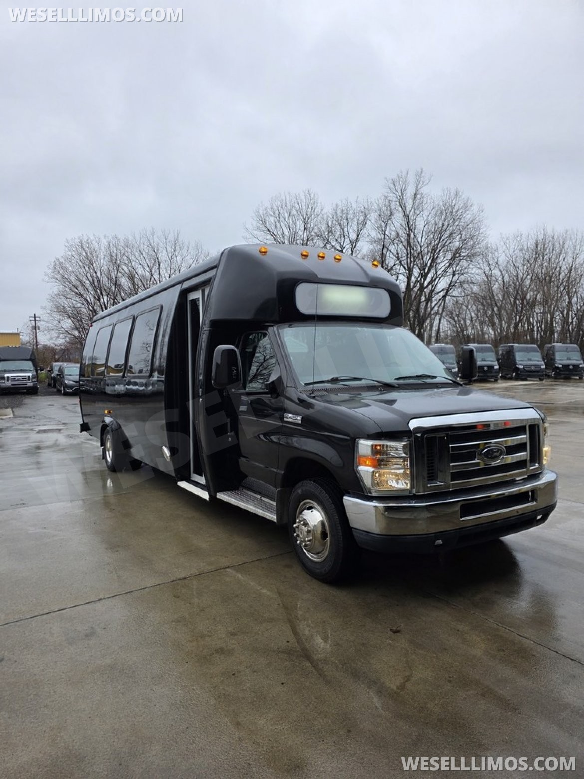 Limo Bus for Sale in Erie, PA - Photo 28