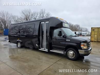 2011 Ameritrans Ford E450 Limo Bus - Limo Bus for Sale in Erie, PA - Photo 29