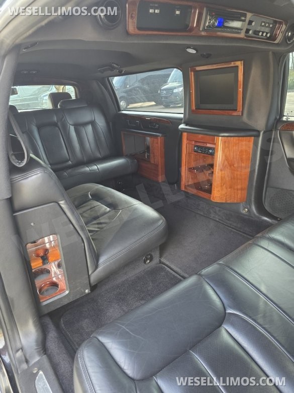 2008 Cadillac Deville Limo Bus for Sale in Erie, PA - Main Photo