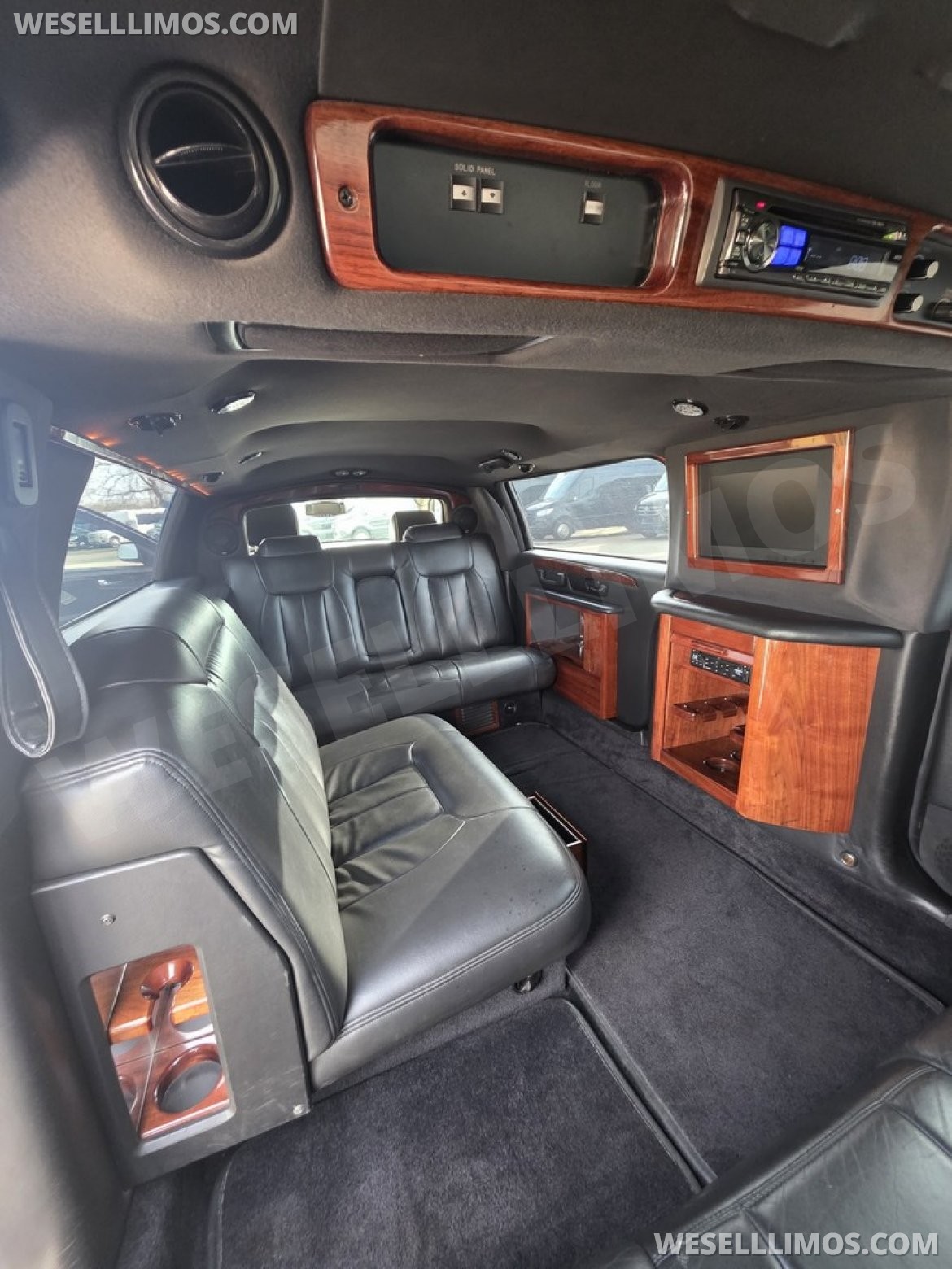 Limo Bus for Sale in Erie, PA - Photo 6