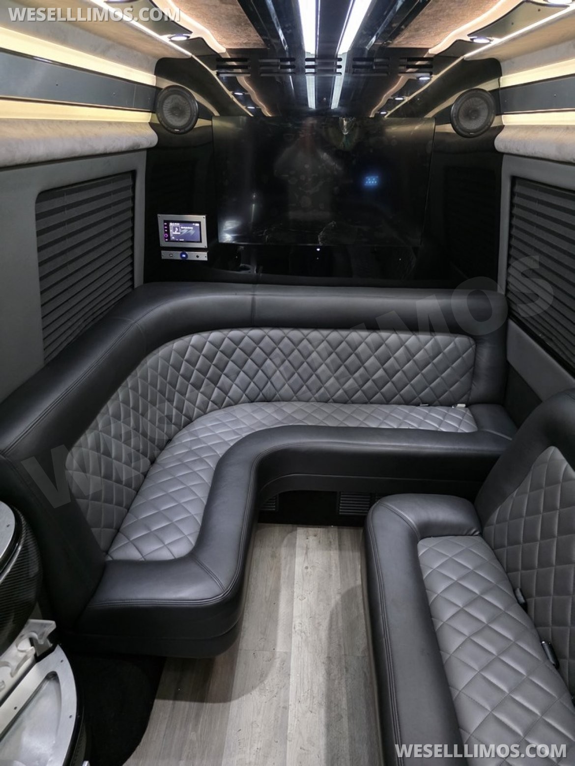 Limo Bus for Sale in Erie, PA - Photo 4