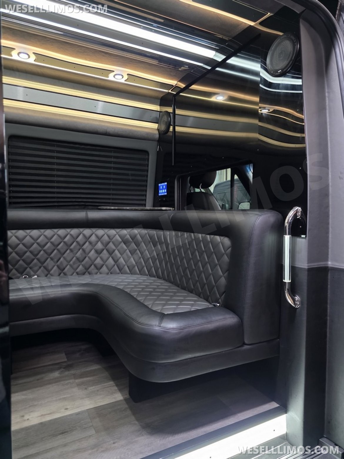 Limo Bus for Sale in Erie, PA - Photo 14