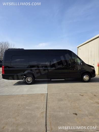 2023 SPV Mercedes-Benz Sprinter Limo Bus - Limo Bus for Sale in Erie, PA - Photo 29