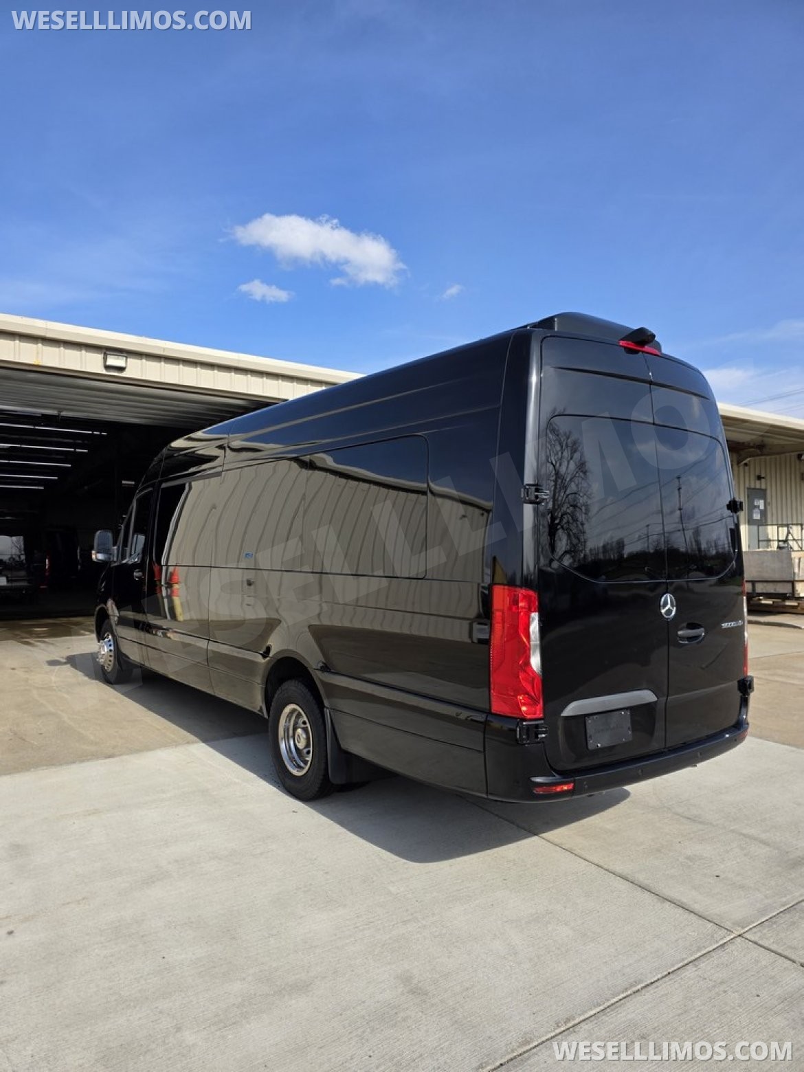 Limo Bus for Sale in Erie, PA - Photo 32