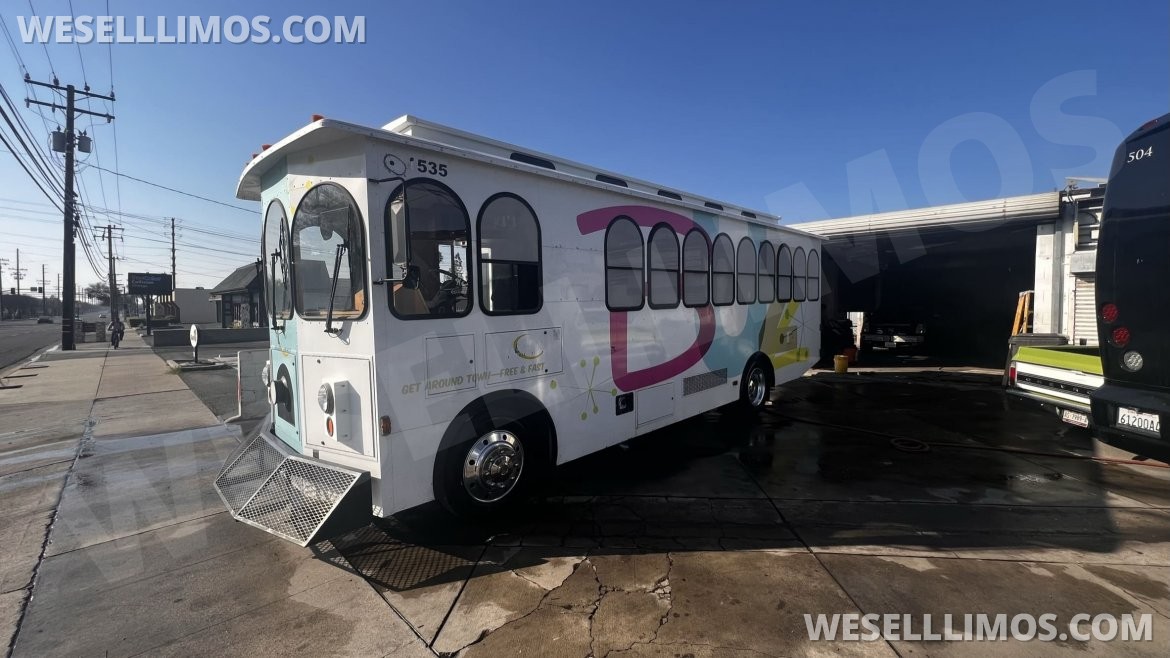 Trolley for Sale in Anaheim, CA - Photo 10