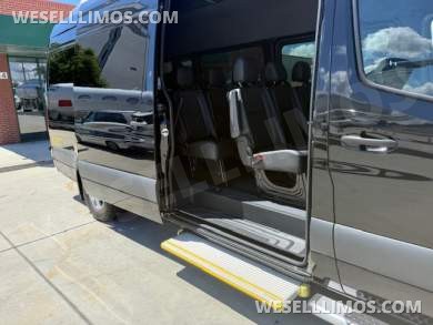 2023 MBZ Mercedes-Benz 15 passengers Sprinter Shuttle Sprinter - Sprinter for Sale in Hawthorne, CA - Photo 14