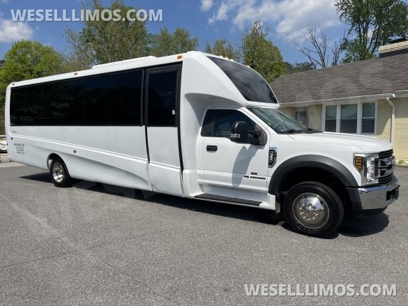 2019 Ford F550 Limo Bus for Sale in Pasadena, MD - Main Photo