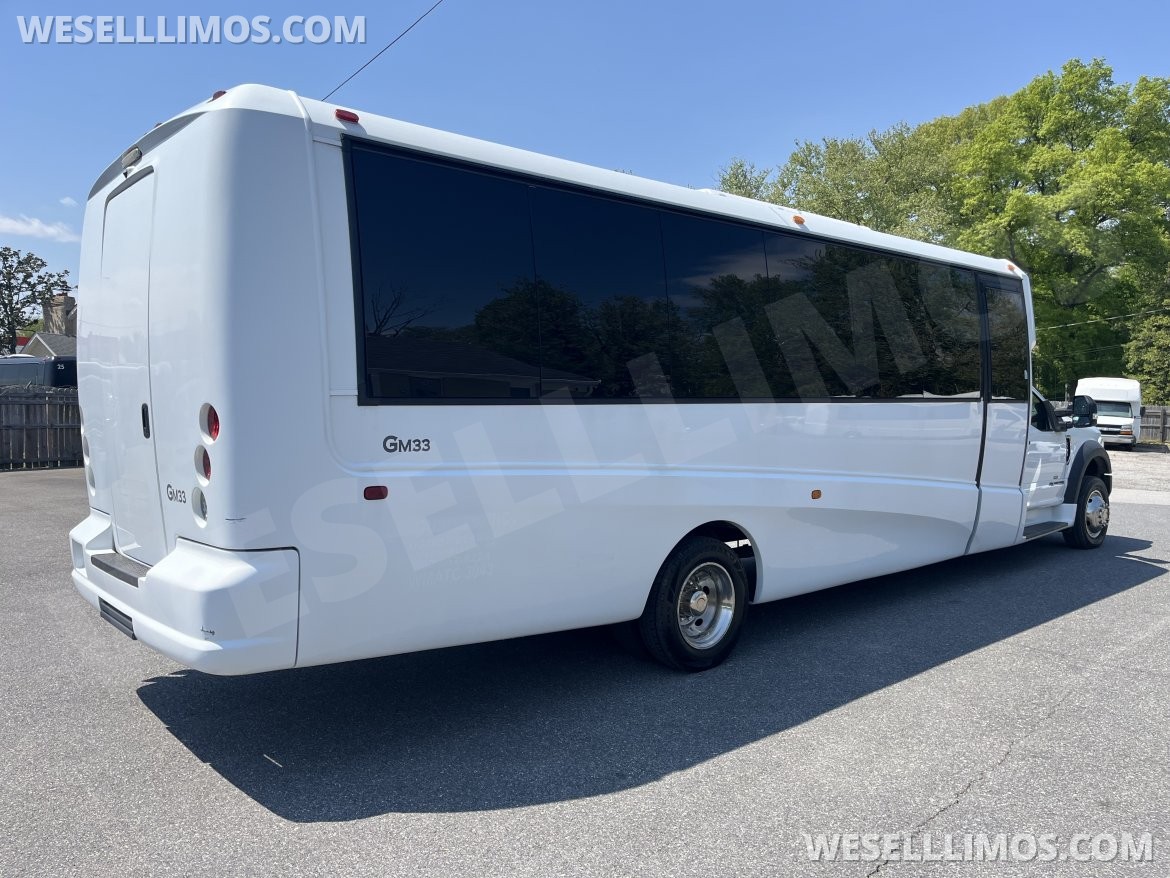 Limo Bus for Sale in Pasadena, MD - Photo 3