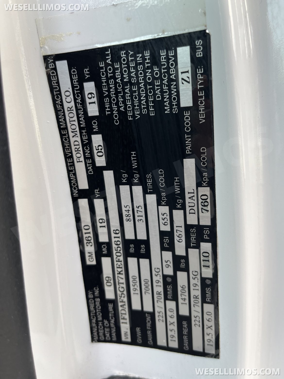 Limo Bus for Sale in Pasadena, MD - Photo 14