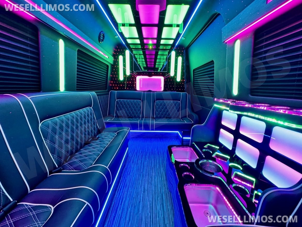 Limo Bus for Sale in Erie, PA - Photo 5