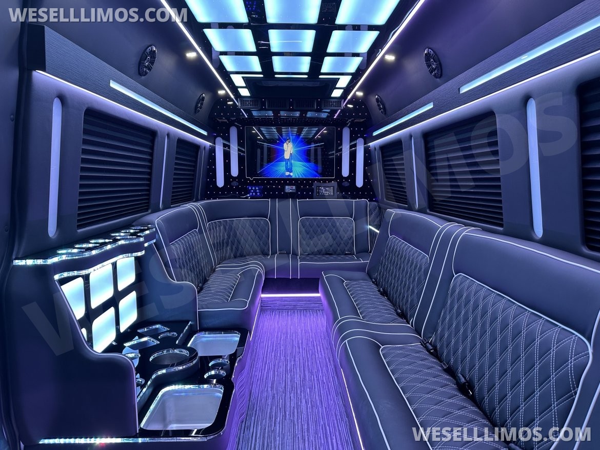 Limo Bus for Sale in Erie, PA - Photo 3