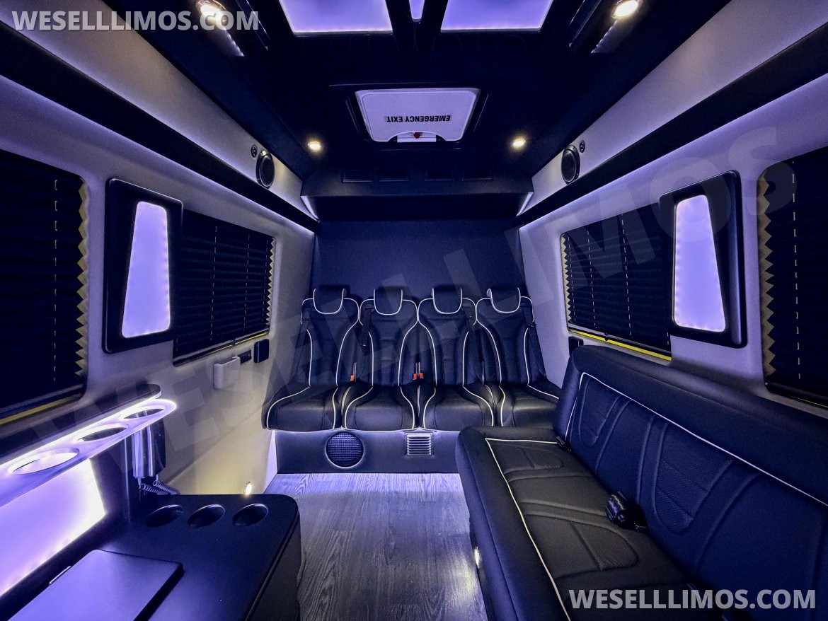 Sprinter for Sale in San Antonio, TX - Photo 2