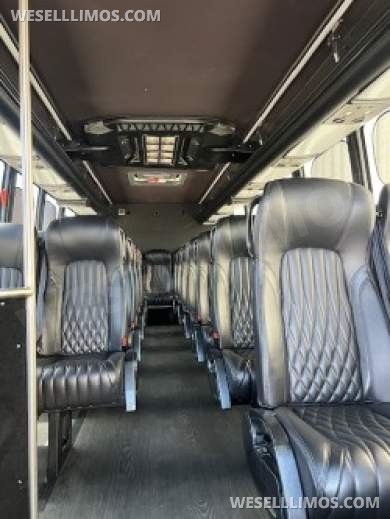 2023 Ford F600 Gretch Executive Shuttle - Executive Shuttle for Sale in Phoenix, AZ - Photo 16