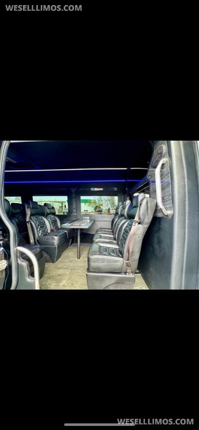 2016 Mercedes-Benz 3500 Sprinter for Sale in Hayward, CA