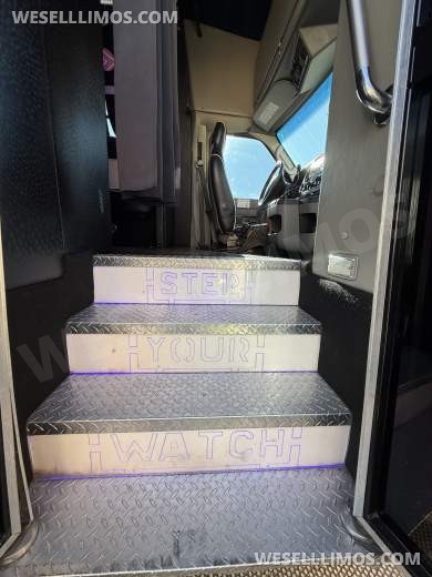 2012 First Class Coachworks Ford E450 Limo Bus - Limo Bus for Sale in Denver, CO - Photo 10