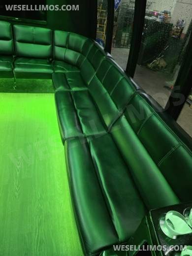 2018 Ford F550 Limo Bus by Turtle Top 26 Passenger only 51k miles - Limo Bus for Sale in Erie, PA - Photo 21