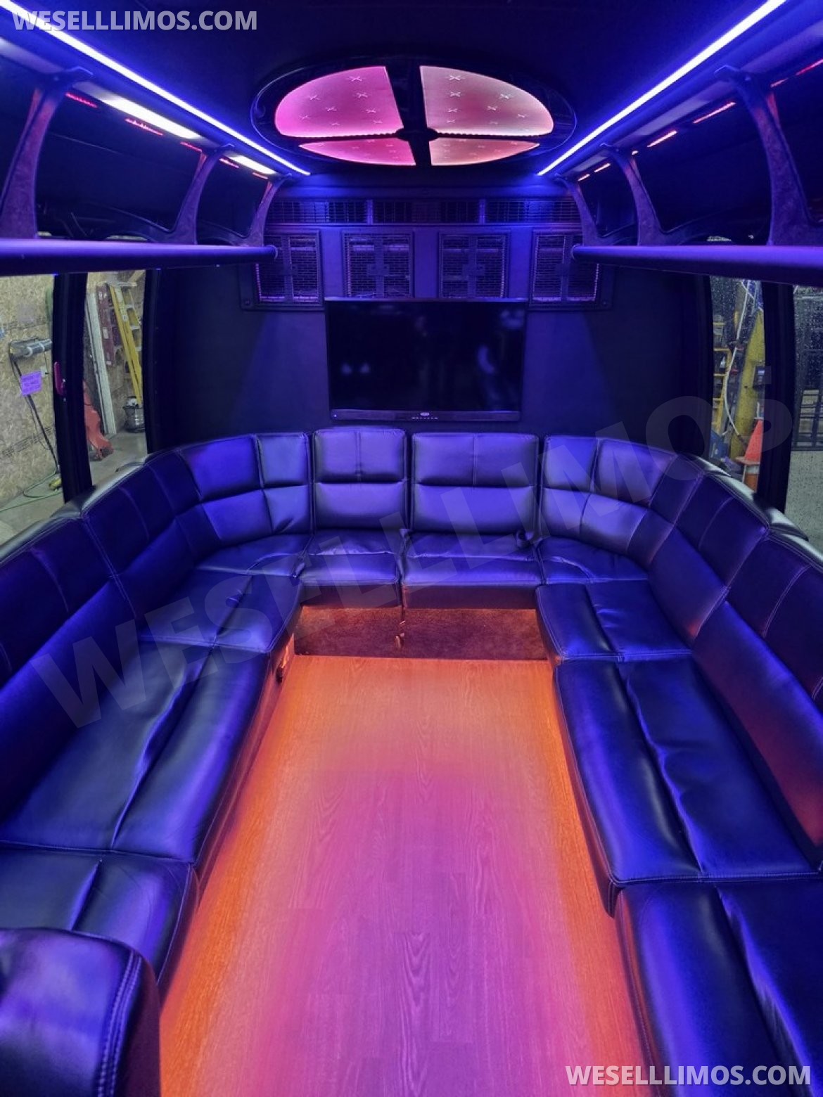 Limo Bus for Sale in Erie, PA - Photo 22